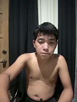 Snapshot of ven6922 chatting on April 2026 02:35:02 PM ven6922 online show from April 2026 02:35:02 PM