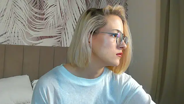 Lizzyvega online show from April 2026 01:50:01 AM