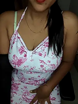 Tamilmoon006 online show from June 2026 01:43:02 PM