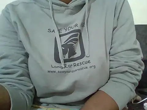 hotchoco03 online show from April 2026 09:06:01 PM