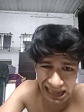 kdboy04 online show from April 2026 06:31:02 PM