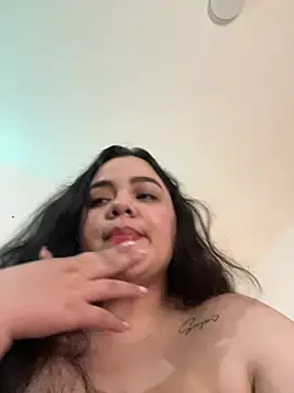laurenlaine online show from May 2026 04:42:01 AM