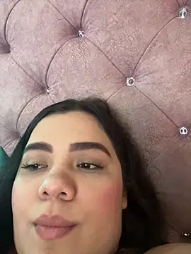 laurenlaine online show from May 2026 03:23:01 AM