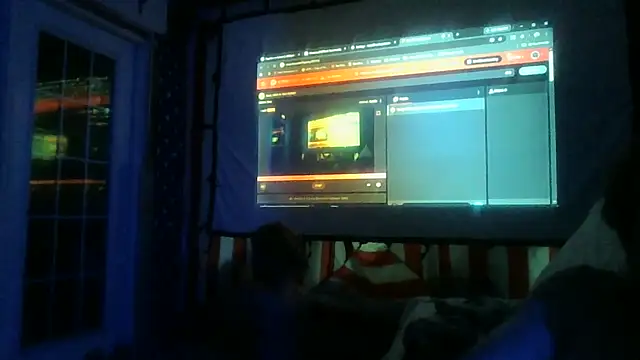 Toytroy197413 online show from April 2026 09:44:02 AM