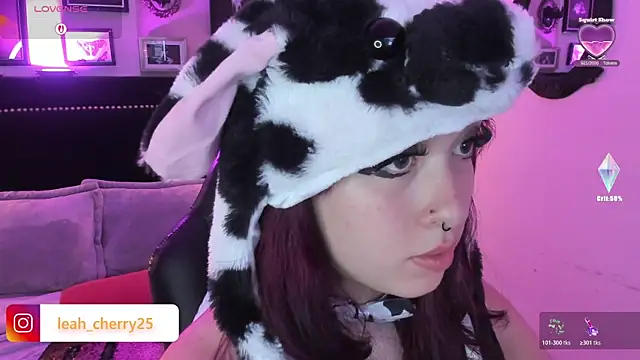 Snapshot of Leah_cherry chatting on June 2026 09:36:02 AM Leah cherry online show from June 2026 09:36:02 AM
