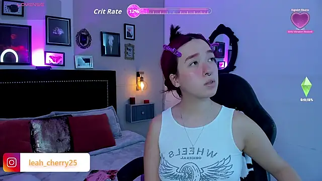 Snapshot of Leah_cherry chatting on June 2026 08:14:02 PM Leah cherry online show from June 2026 08:14:02 PM