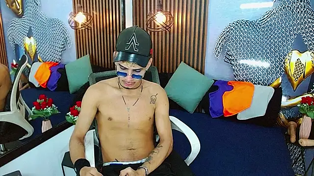 Skinny cute Alyer online show from May 2026 02:17:01 AM