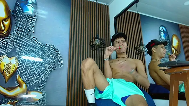 Skinny cute Alyer online show from April 2026 02:05:01 AM