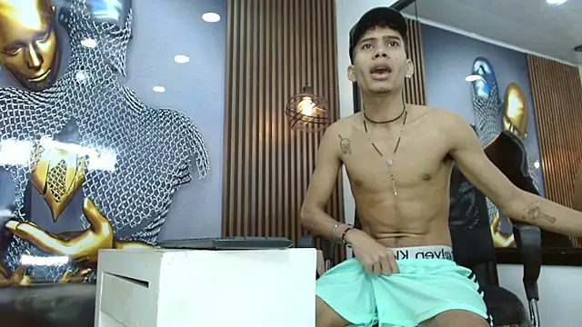 Skinny cute Alyer online show from April 2026 02:14:02 AM