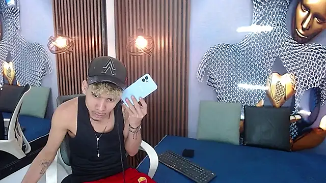 Skinny cute Alyer online show from May 2026 02:08:02 AM