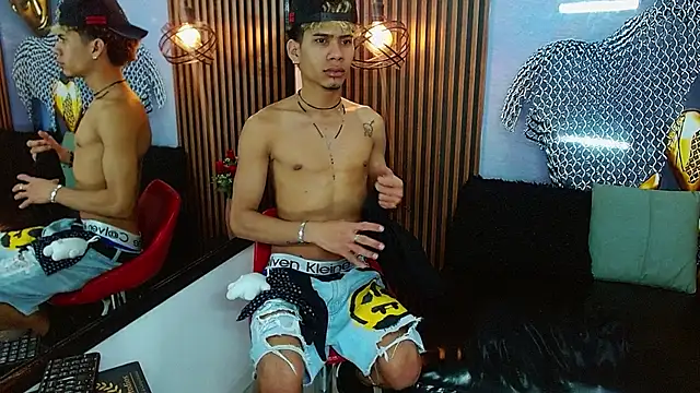 Snapshot of Skinny_cute_Alyer chatting on July 2026 02:56:01 AM Skinny cute Alyer online show from July 2026 02:56:01 AM