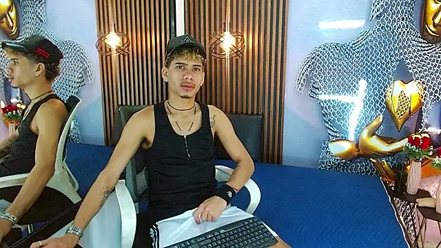 Skinny cute Alyer online show from May 2026 01:38:01 AM