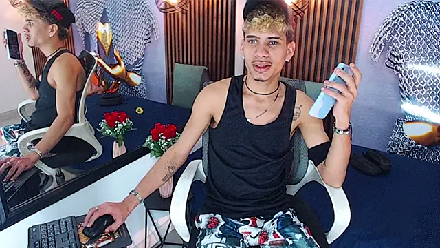 Skinny cute Alyer online show from May 2026 03:03:02 AM