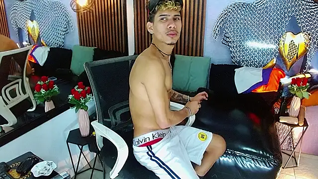 Skinny cute Alyer online show from June 2026 02:11:02 AM