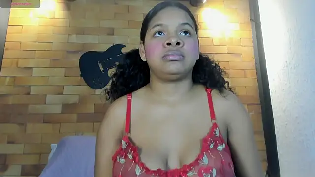 Monica robles  online show from May 2026 03:05:01 AM
