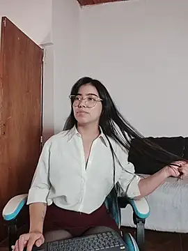 Iam eli09 online show from April 2026 12:01:02 AM