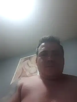 Ismael993A online show from April 2026 01:13:02 PM