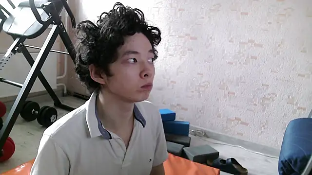 Miklaxyk online show from April 2026 12:29:01 PM