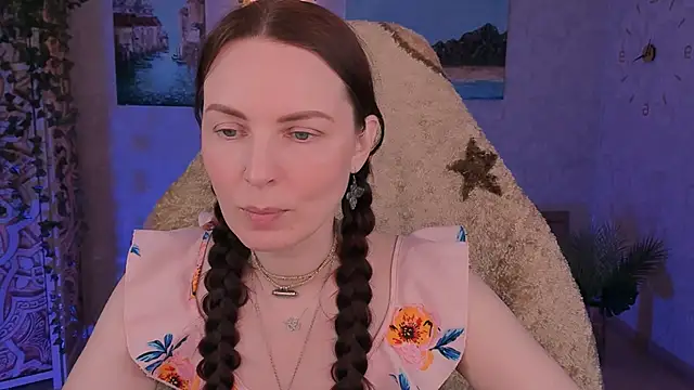 LanaRadiance online show from May 2026 08:18:02 AM