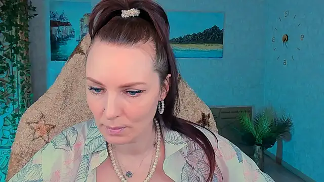 LanaRadiance online show from April 2026 02:37:01 PM