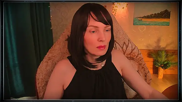 Snapshot of LanaRadiance chatting on July 2026 03:45:01 PM LanaRadiance online show from July 2026 03:45:01 PM
