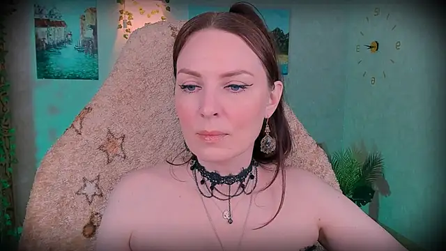 LanaRadiance online show from May 2026 12:15:01 PM