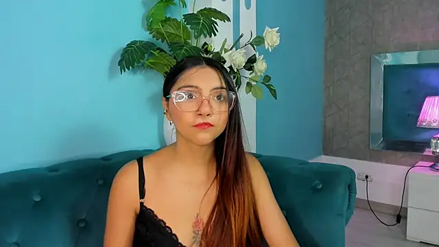 AshleeyRoberts online show from May 2026 01:32:02 PM