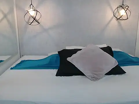 Snapshot of Migatica_johnson12 chatting on May 2026 03:32:01 AM Migatica johnson12 online show from May 2026 03:32:01 AM