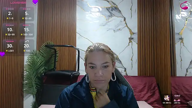 Snapshot of alonddra_tay chatting on July 2026 11:45:01 AM alonddra tay online show from July 2026 11:45:01 AM
