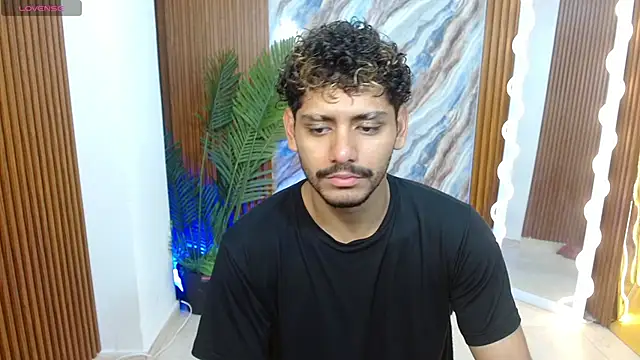 milo tay online show from April 2026 02:52:01 AM