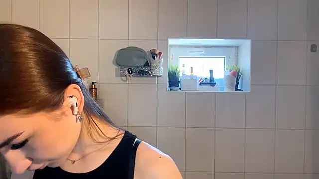 Showcntry online show from April 2026 05:52:02 AM