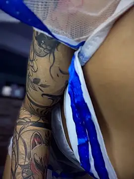 SweetTroubleeX online show from April 2026 12:31:02 PM