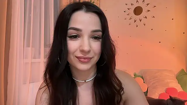 emilytr1xxy online show from April 2026 04:13:01 PM