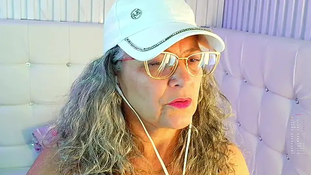 Misevie online show from May 2026 02:37:01 AM