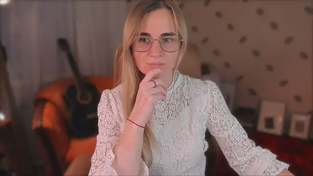 MiaSparkes online show from July 2026 11:42:02 AM