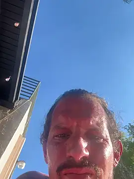 youngwildfreee online show from April 2026 09:37:02 PM