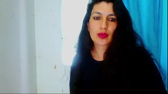 diosa gil online show from April 2026 09:32:01 PM