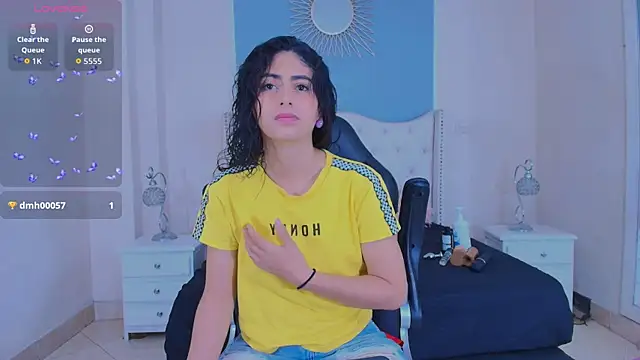 elizabeth santos1 online show from April 2026 10:03:01 PM