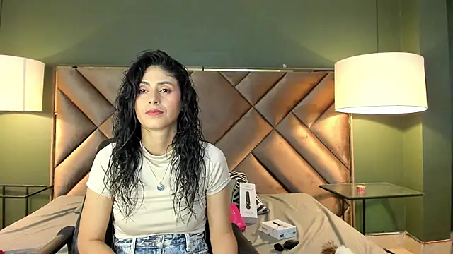 Snapshot of elizabeth_santos1 chatting on July 2026 11:00:01 PM elizabeth santos1 online show from July 2026 11:00:01 PM