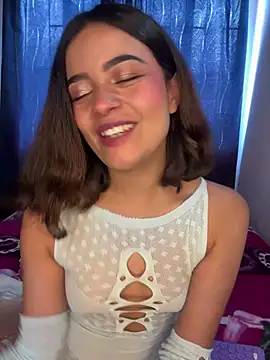 Megan-Moon online show from June 2026 06:09:01 PM