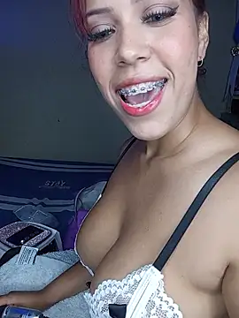 Snapshot of Samiragrey chatting on July 2026 11:44:02 PM Samiragrey online show from July 2026 11:44:02 PM
