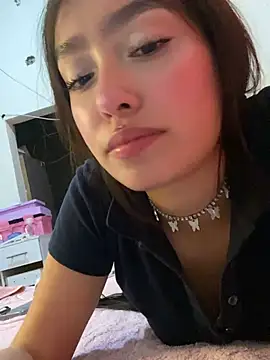 Miakittyyy online show from May 2026 01:56:01 AM
