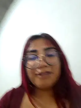 Snapshot of lucyheart_8 chatting on May 2026 02:39:02 AM lucyheart 8 online show from May 2026 02:39:02 AM