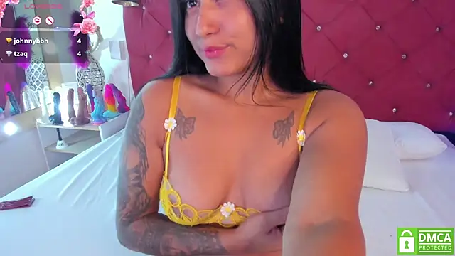 Brenda Kiss  online show from June 2026 07:40:02 PM