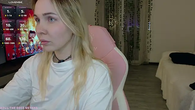 xxYourHoney online show from April 2026 11:34:02 PM