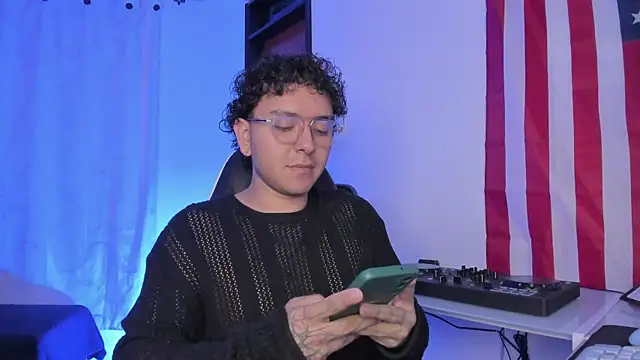 alexmontesco online show from April 2026 11:22:02 PM