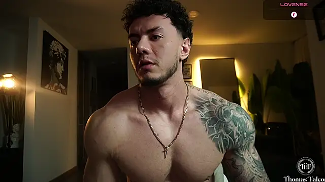 Thomas Falcon1 online show from April 2026 11:30:02 PM