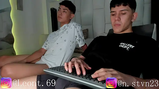 Poison Boys online show from April 2026 04:00:02 PM