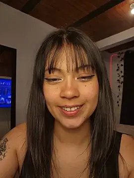 NefertitiXO online show from July 2026 10:54:01 PM