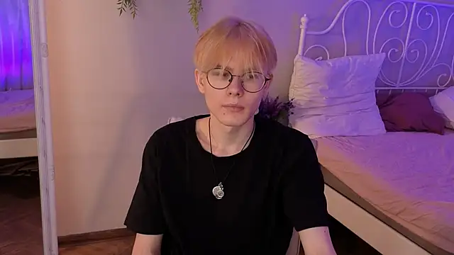 Liam Blair online show from April 2026 05:33:01 AM